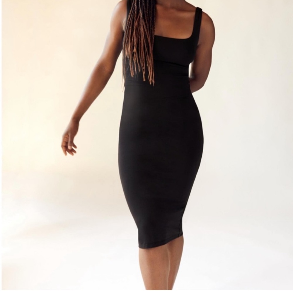 BABATON ARITZIA Black Bodycon Tank Body Contour Midi Dress Fitted Stretchy S